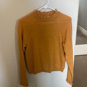FREE PEOPLE SWEATER